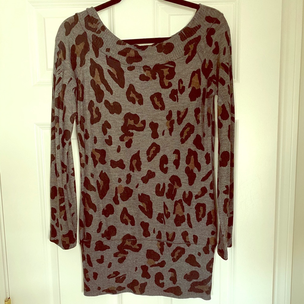 Maternity leopard lightweight sweater
